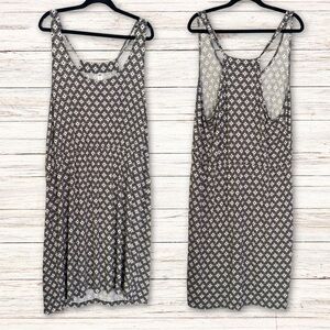 🤍🖤 Old Navy Dress - Black & White Geometric Racerback XXL